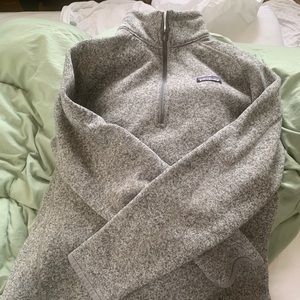 COPY - Grey Patagonia Pullover